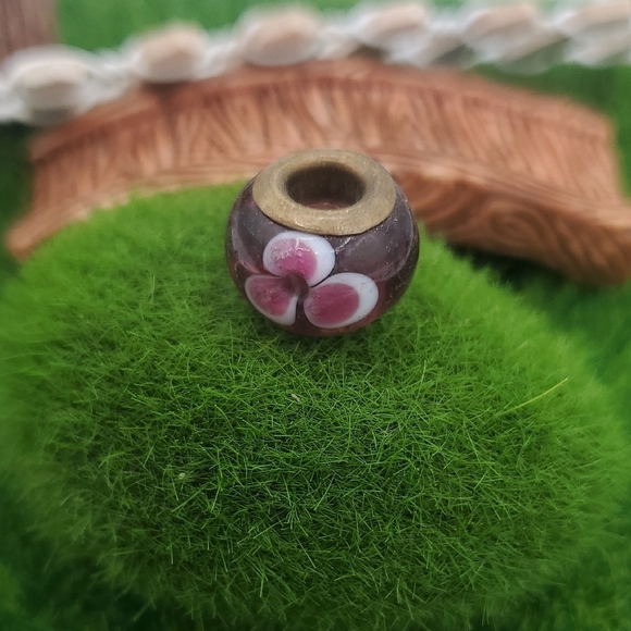 Floral Purple Passion Charm P321 - Picture 1 of 2